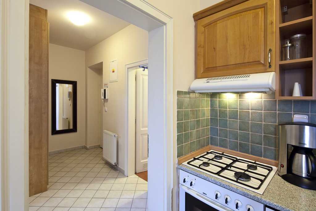 Объединение кухни и комнаты: перепланировка квартиры и снос стены
