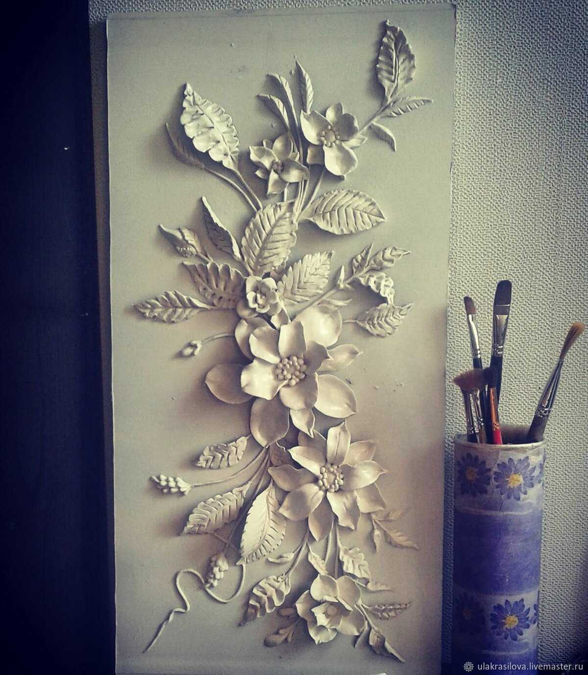 Барельеф на стене в квартире своими руками: как делать птицы, цветы или геометрические фигуры из гипсовой смеси, обязательные требования к шпатлевке и трафаретам