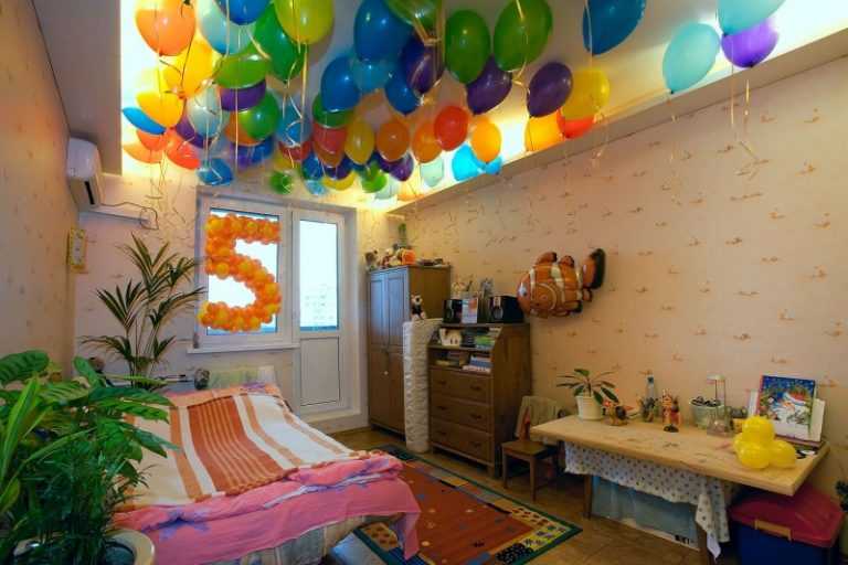Как украсить комнату/дом/квартиру в день рождения + 180 фото