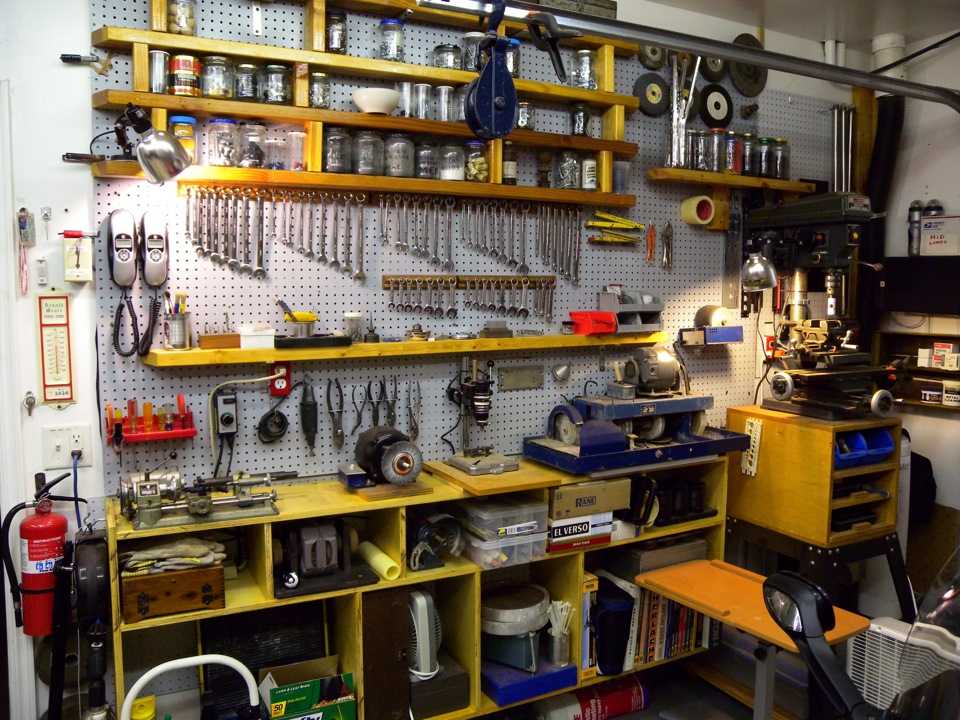 Самоделки для гаража и мастерской своими руками