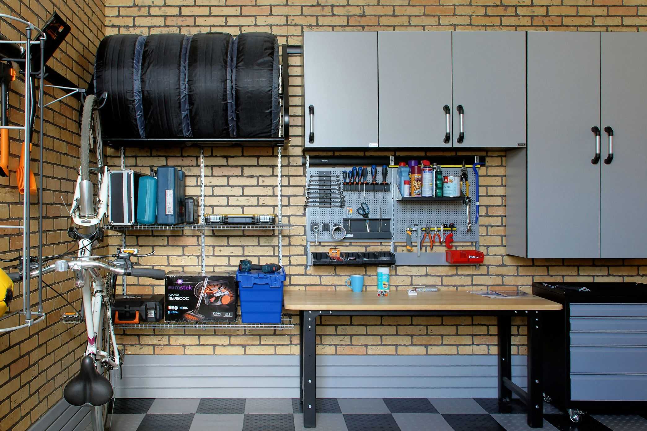 Из чего построить гараж: 7 лучших материалов для гаража
