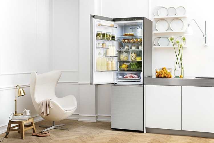 8 лучших больших холодильников - рейтинг 2021