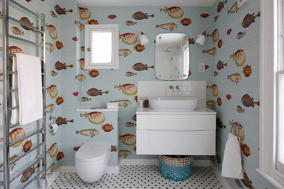 Обои для ванной комнаты: плюсы и минусы, виды, дизайн