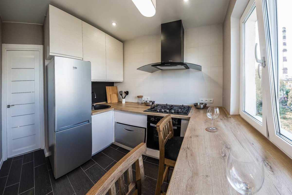 Дизайн кухни 5 кв м: планировка с холодильником, малогабаритный .