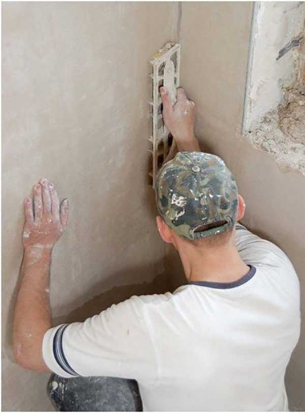 Как штукатурить стены своими руками новичку: видео инструкции